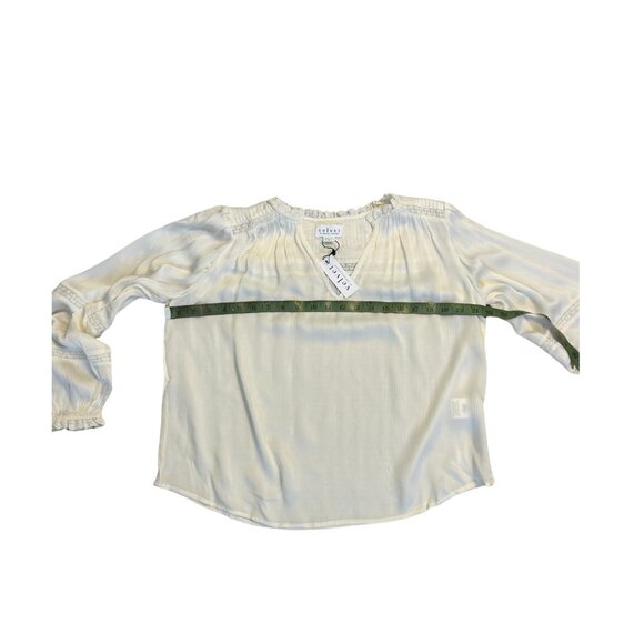 Velvet by Graham and Spencer NWT - Koren V-Neck Blouse in Ecru - Small - Picture 7 of 10